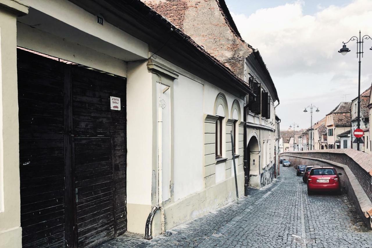 Old Town Studio Apartment Sibiu Exterior foto